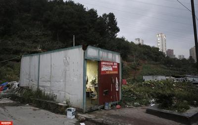 18平集裝箱里的“家” 貴陽(yáng)民工夫妻的蝸居與夢(mèng)想